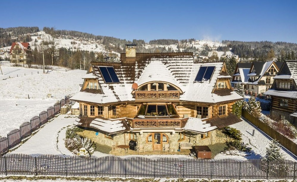 TatryTop Panorama Lux jacuzzi sauna