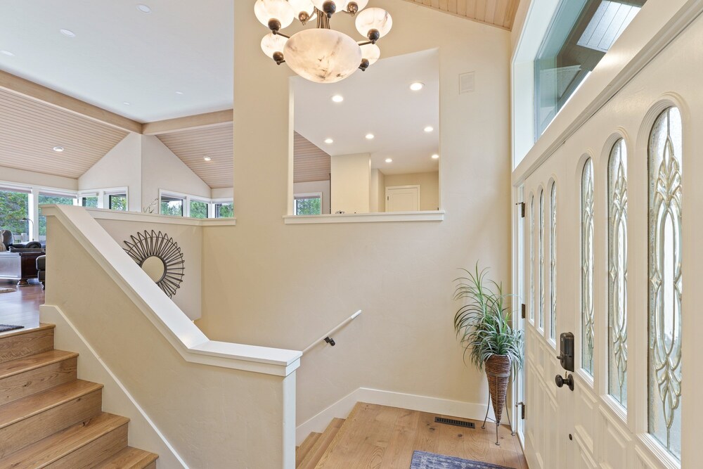 20 Aspen Lane 5 Bedroom Home