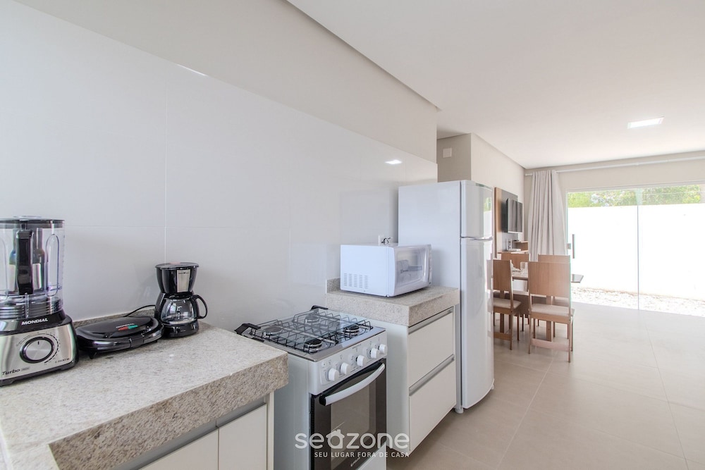 Apartments Near Muta Beach, BA - Rfms