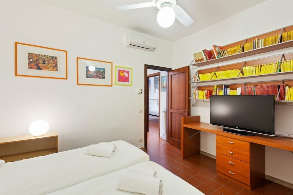 Torre a Mare Villa with Garden & Parking view 3
