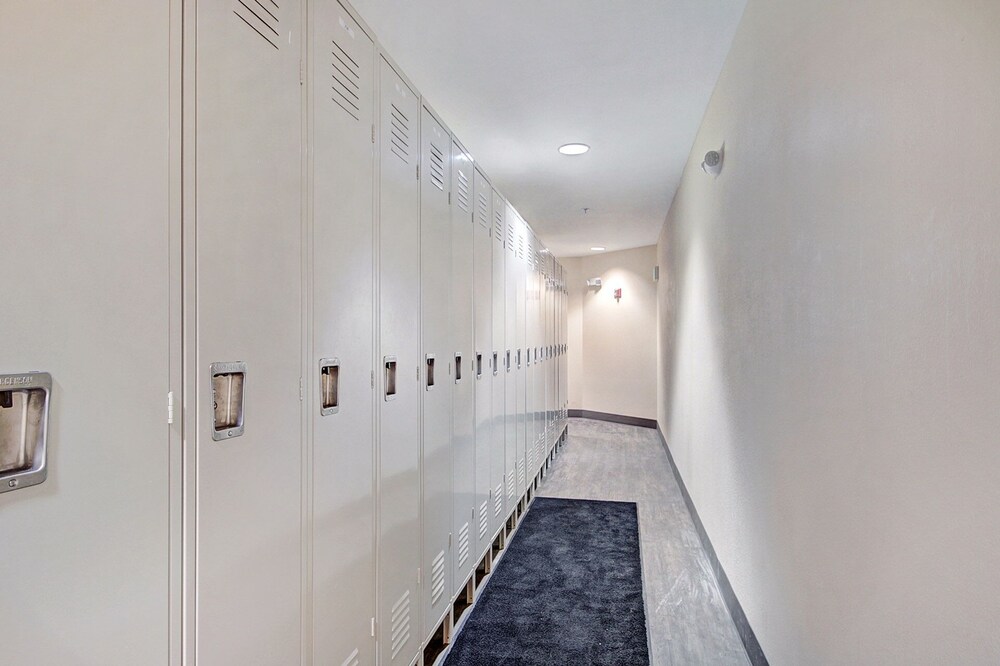 Mc204 Mill Club 3 Bedroom Condo