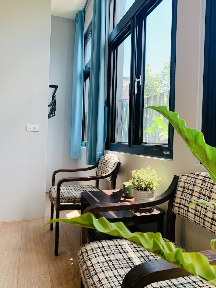 OYAJI Guesthouse
