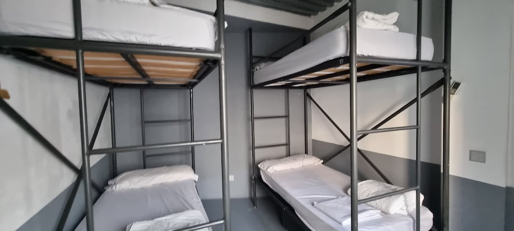 SEVILLE YOUR WAY HOSTEL