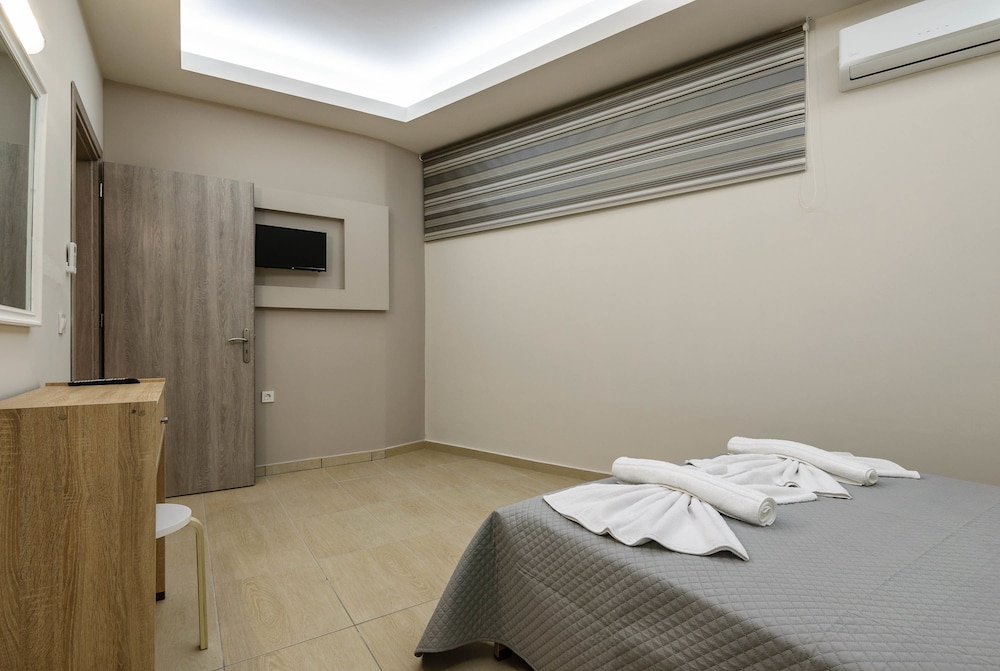 Irene Studios & Apartments