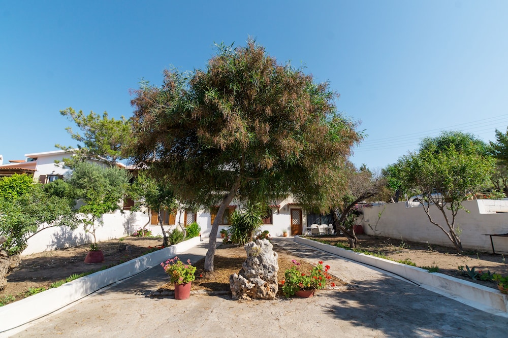 Romanza Villas