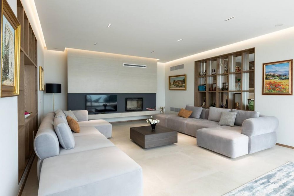 The Luxury Villa in Shkod r