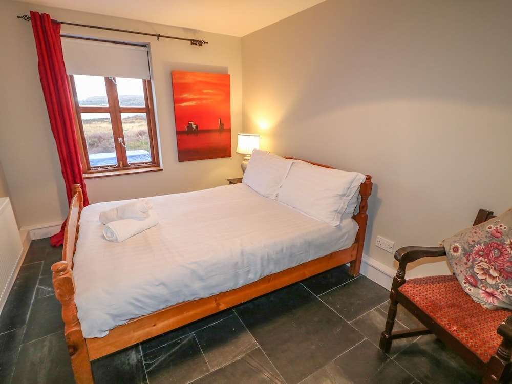 Lough Meela Lodge
