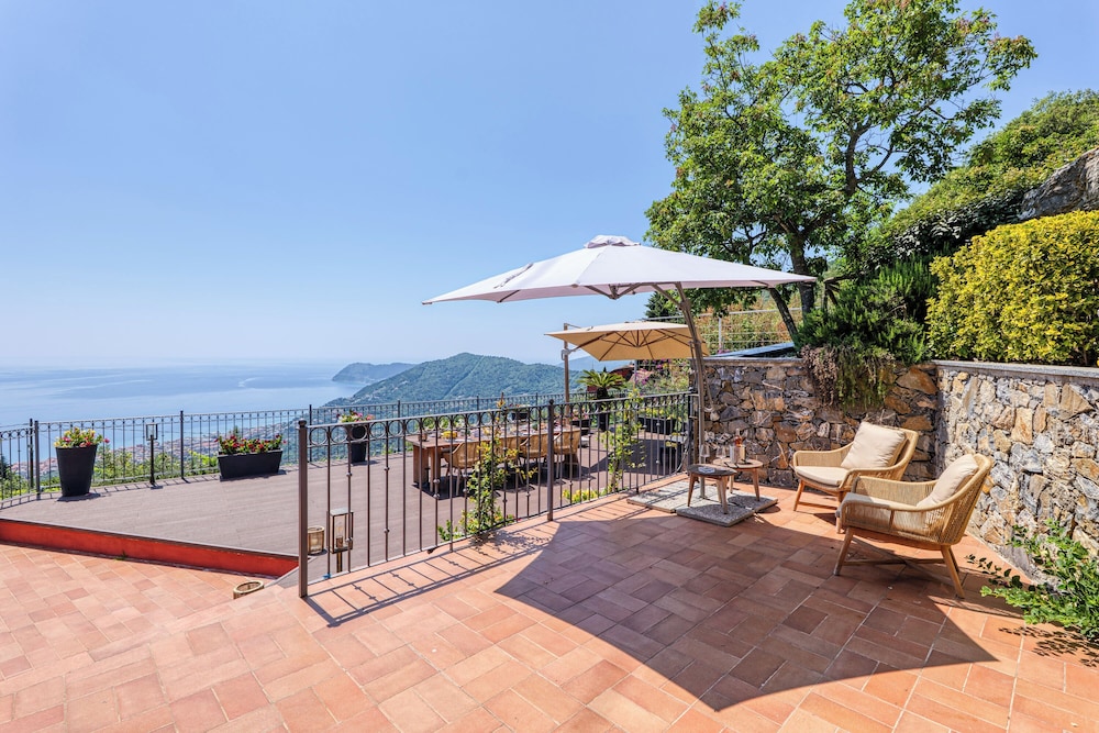 Villa Belvedere - L - Pool And Relax
