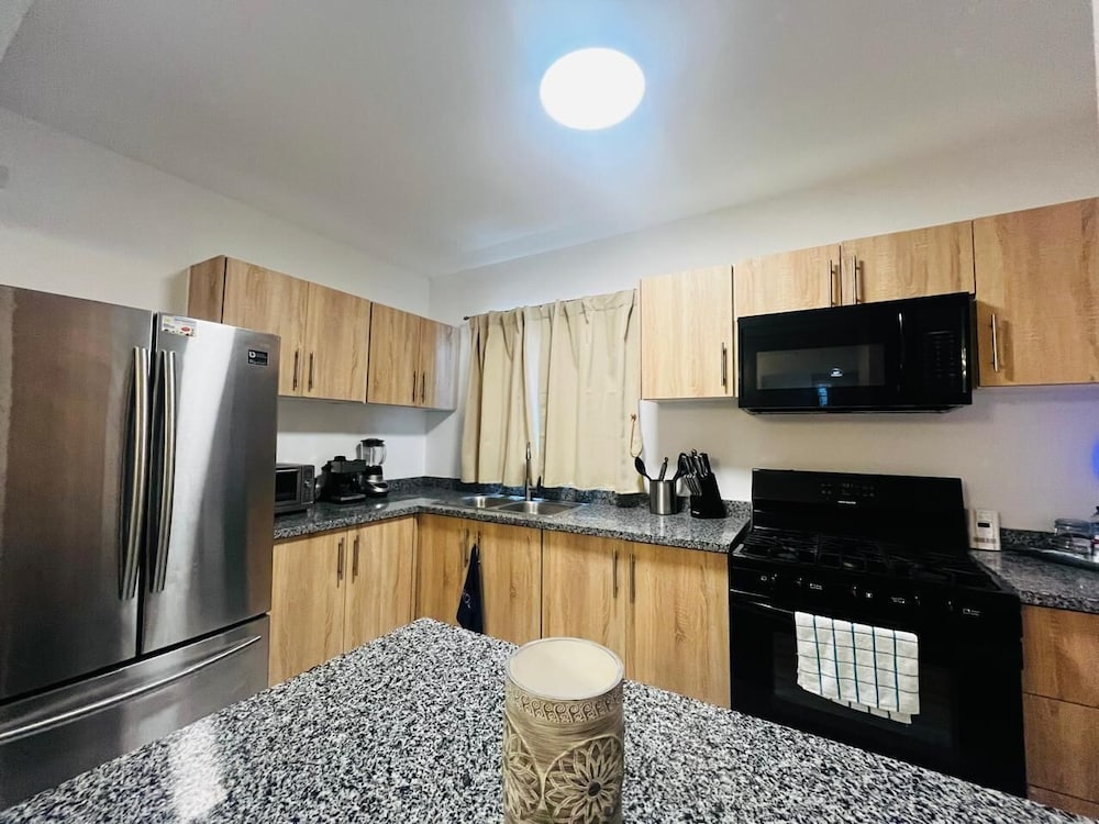4BR 14 pax Twin Villa-Bbq & private pool