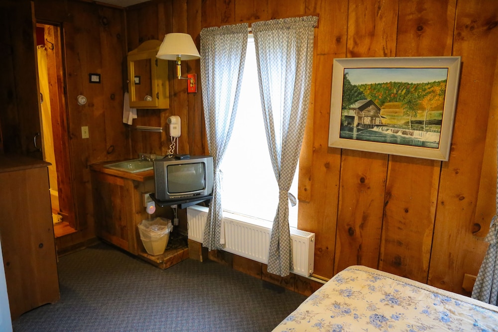 Plymouth Vacations - Salt Ash Inn - Property Image 39