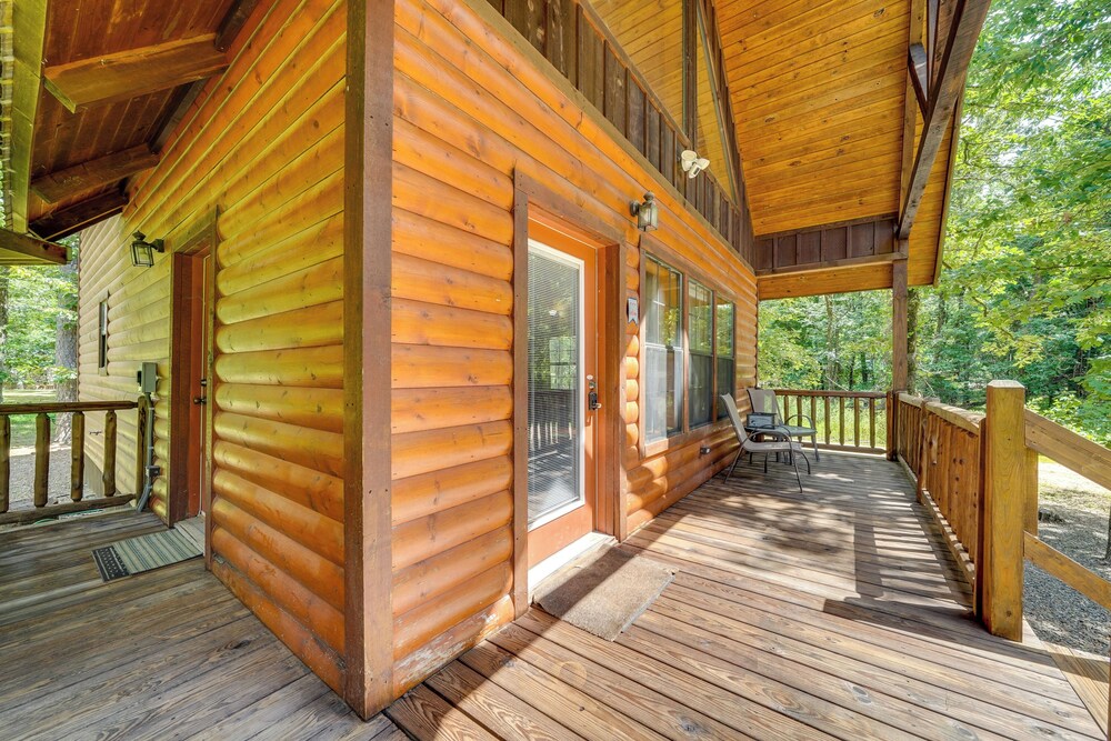 4 Mi to Broken Bow Lake: 'wee Bear Cabin' Getaway!