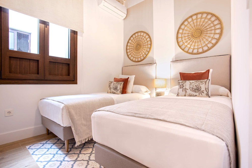 Cozy 2BD Apartment in Arenal Santas Patronas II