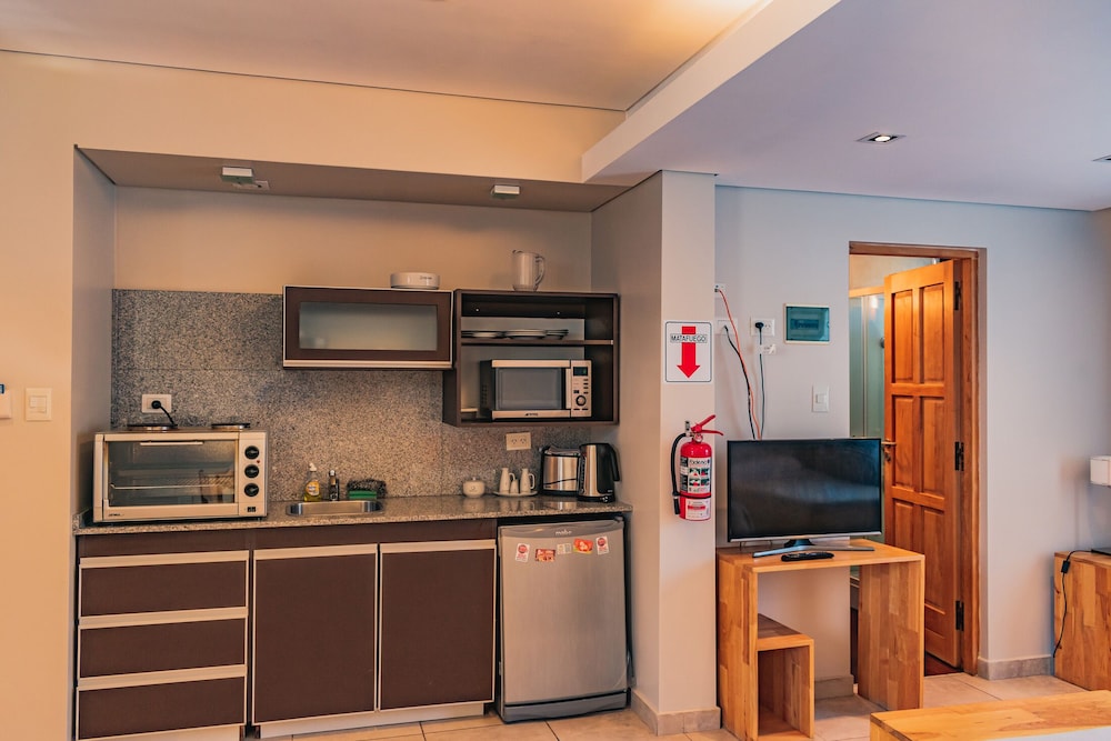 MIRALEJOS APART HOTEL