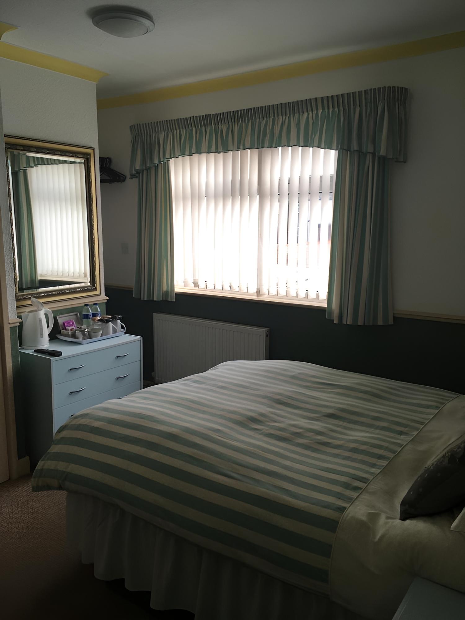 Kingsbury Hotel