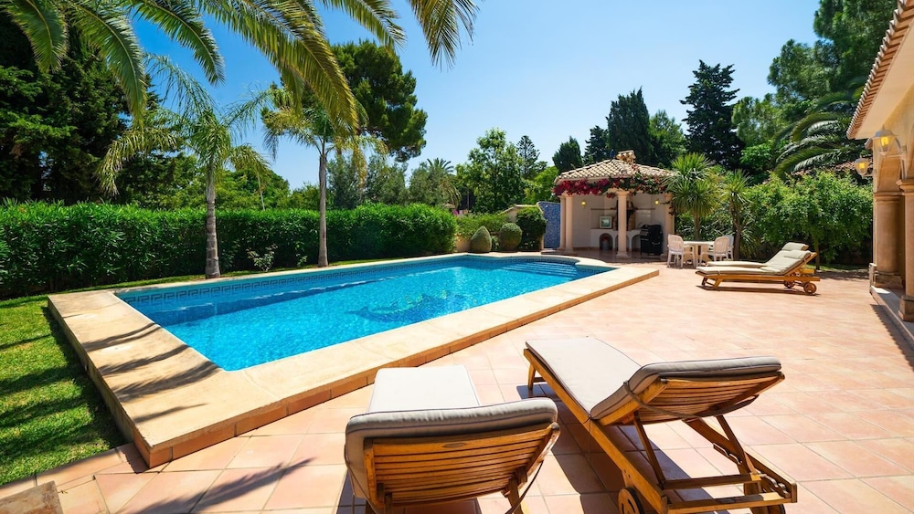 3-bed Villa Las Rotas