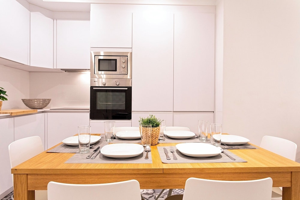 Charming Two-bedroom Apartment Near Cathedral Zacatin 103