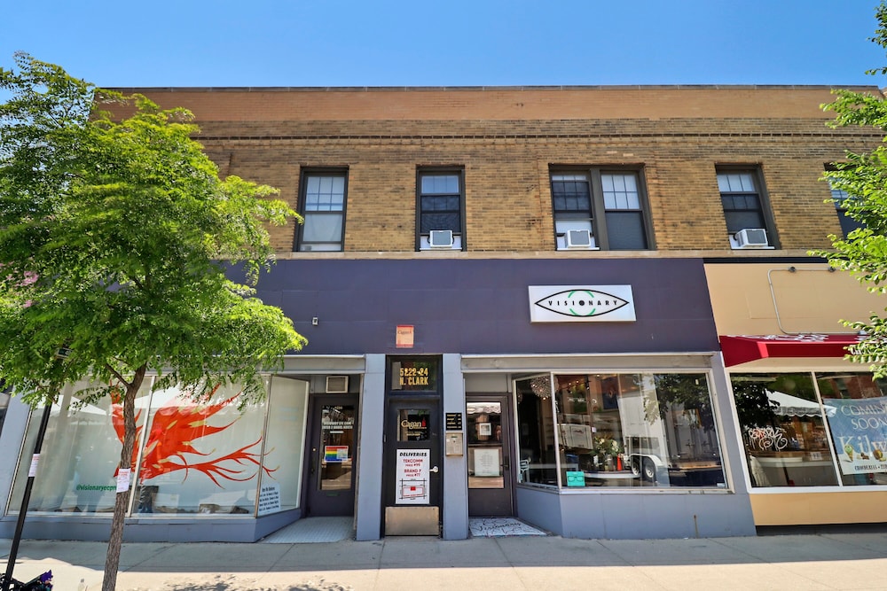 Stylish 2BR - Clark 2