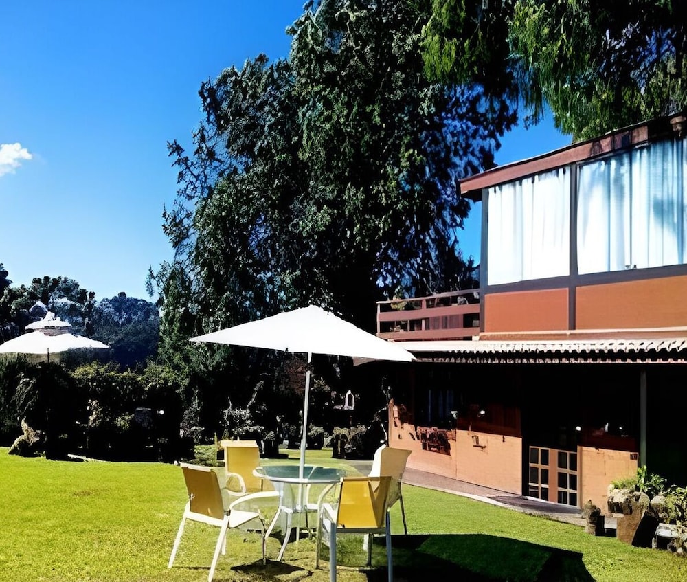 THE WRITERS HOUSE