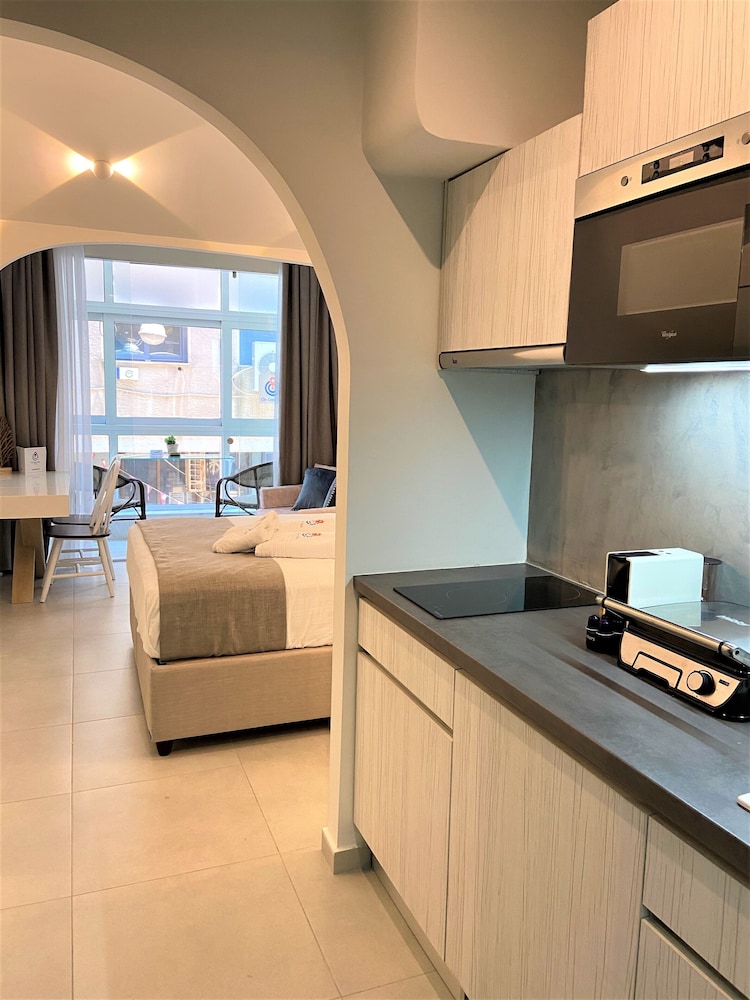 Chic Centre Suites Athens