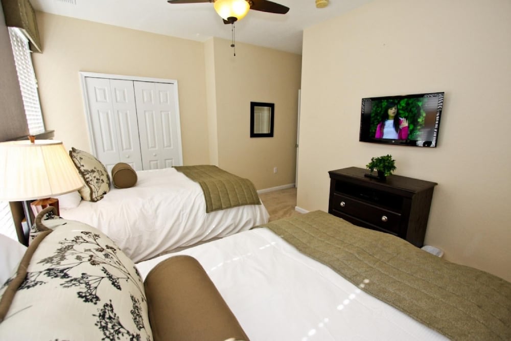 4845 Vista Cay - Image 3