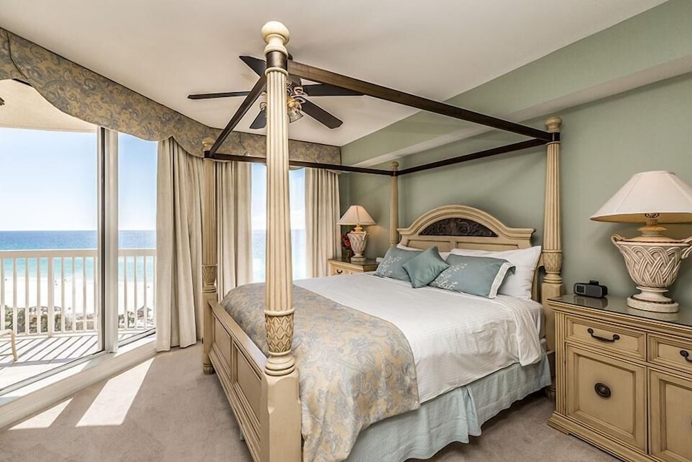 Beach Front Destination 3 Bedroom Holiday Home by Five Star Properties