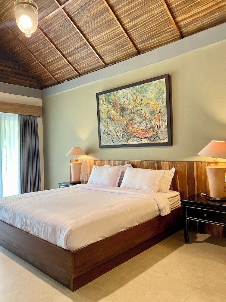 Omnni Villa Borobudur