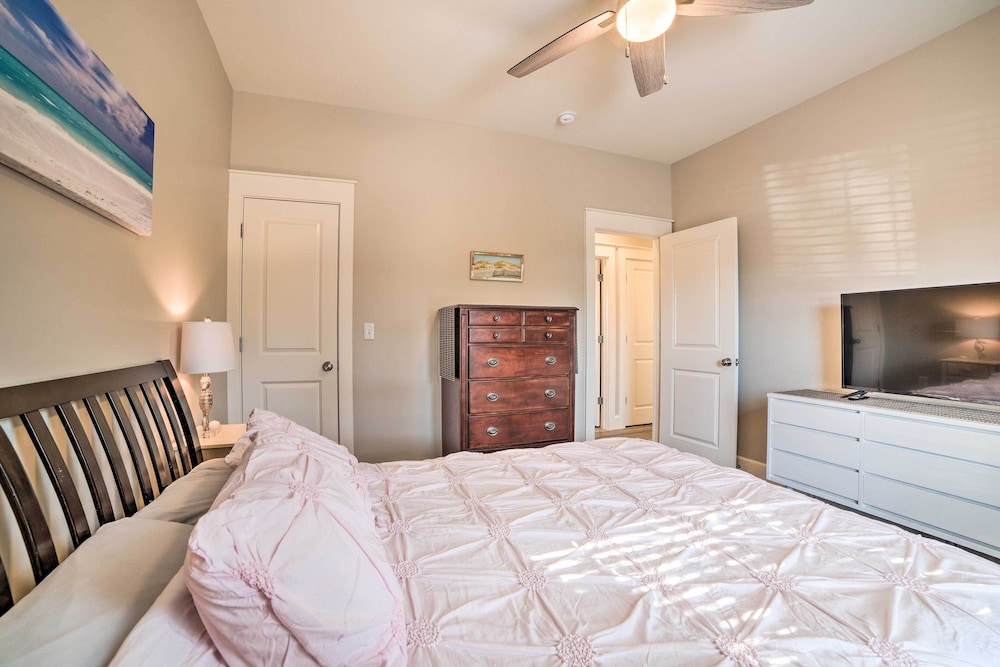 Mexico Beach Getaway w/ Patio - Steps to Beach! view 5