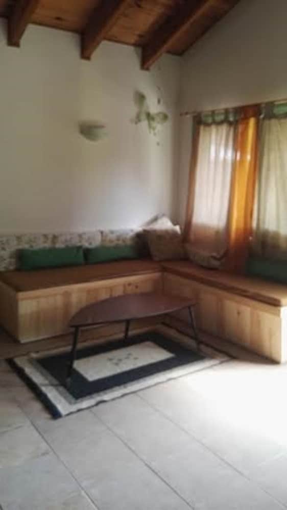 Dlilah's Villa Cabins