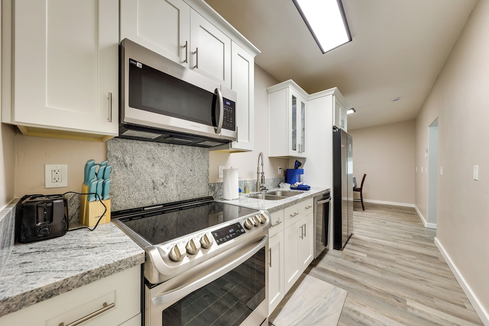Boat Dock Access: Desert Hideaway in Bullhead City