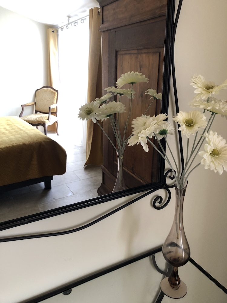 Maison de Midi view 2