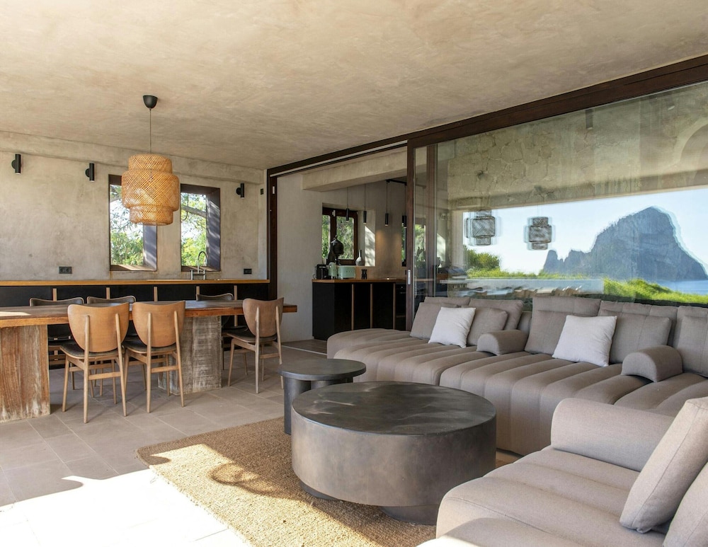 Lavish Villa Overlooking Es Vedra