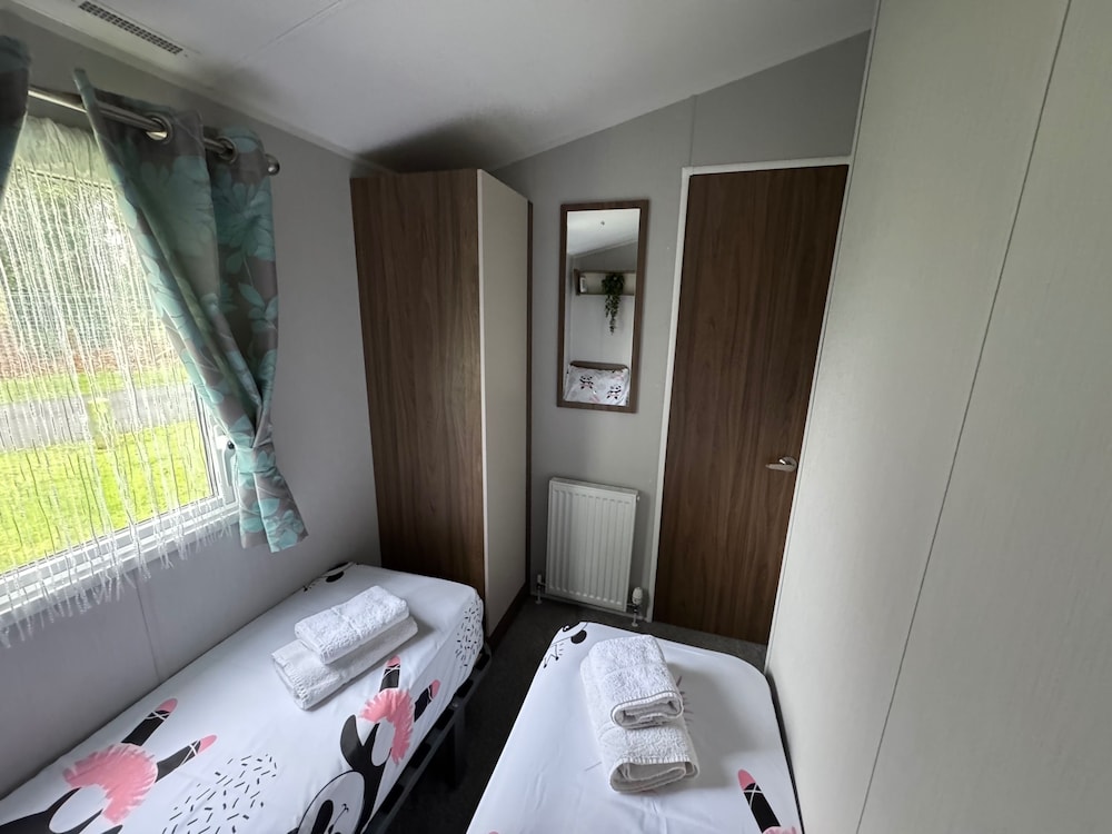 Haggerston Castle - Caravan - Sleeps 6 - Parking