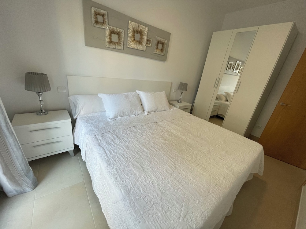 Apartamentos Royal Suites by Croma
