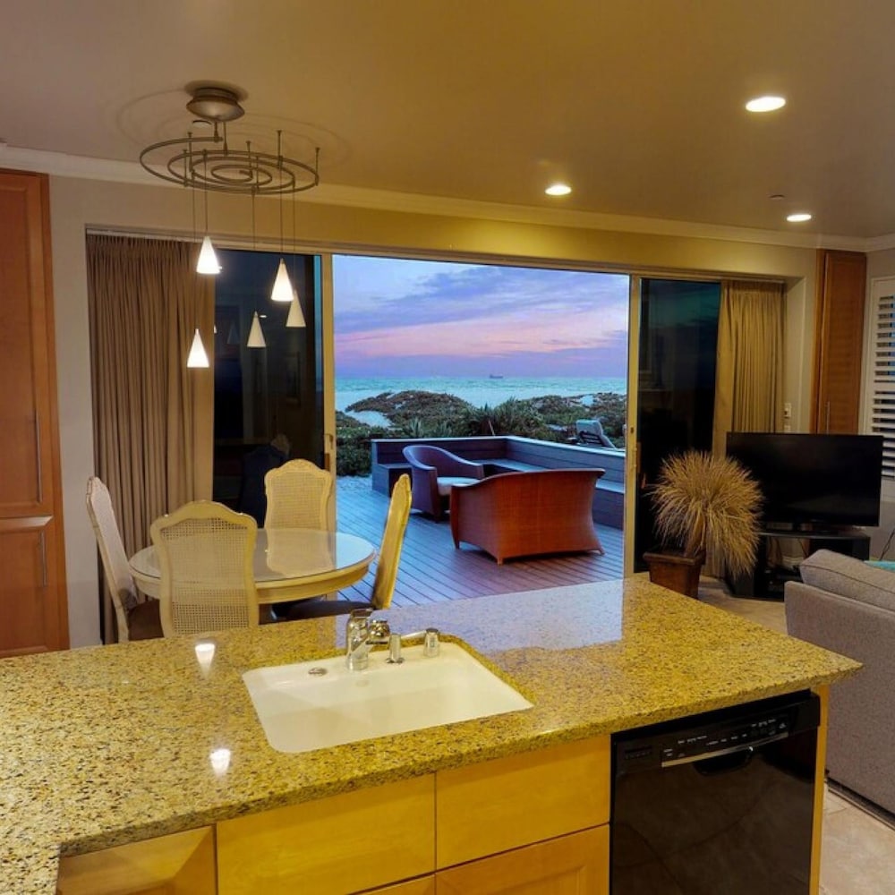 3 Bedroom 2 Bath Beachfront Home view 3