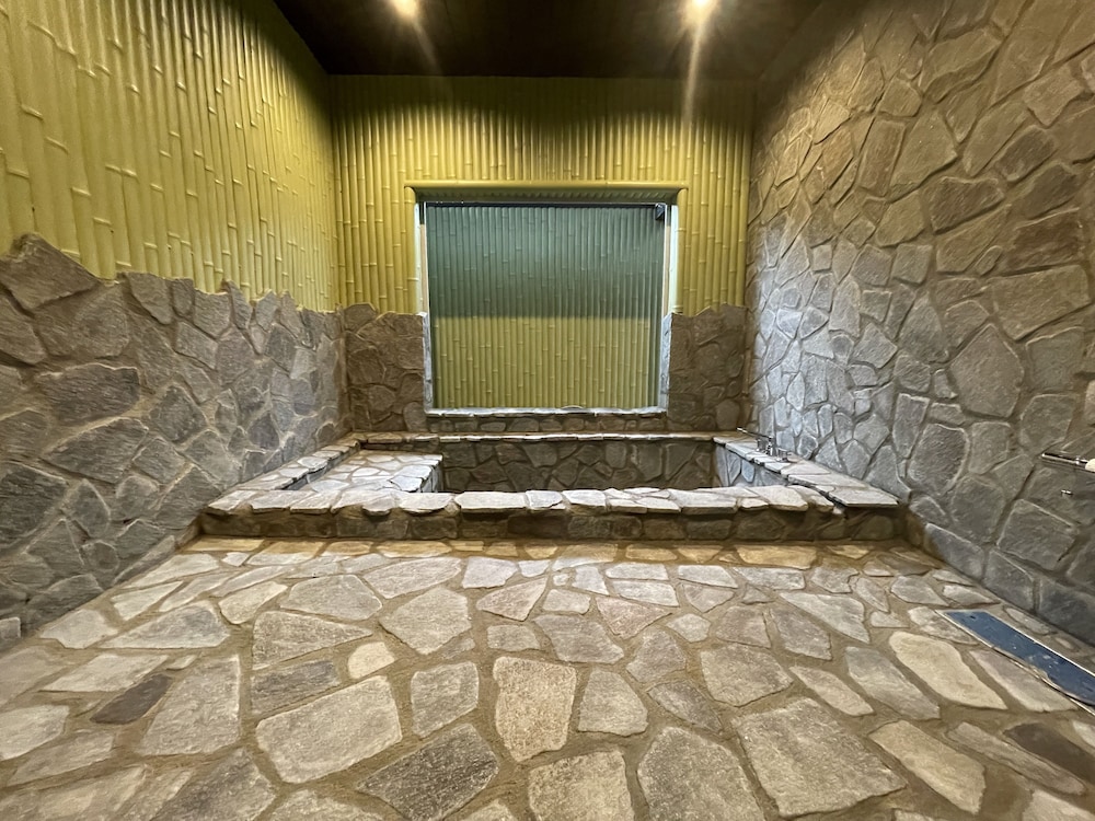 Photo 32