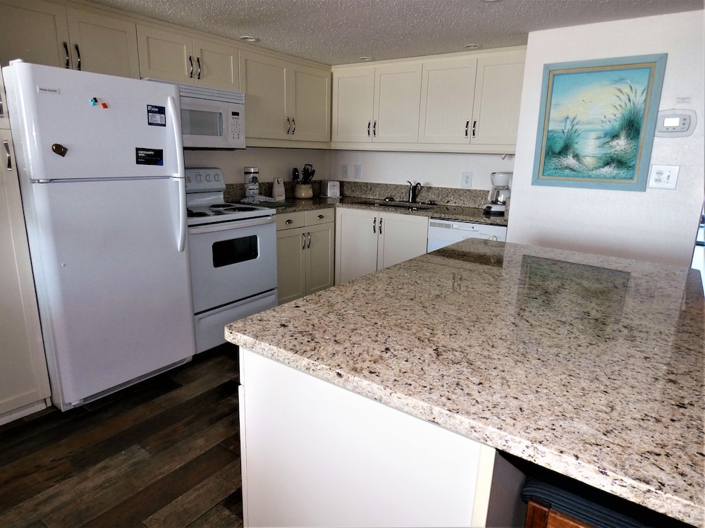 0308 Waters Edge Resort 1 Bedroom Condo by Redawning view 5