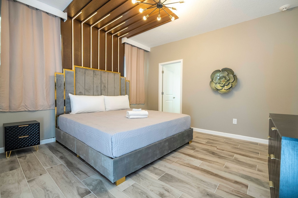 Stunning Masterpiece 15 Ensuites