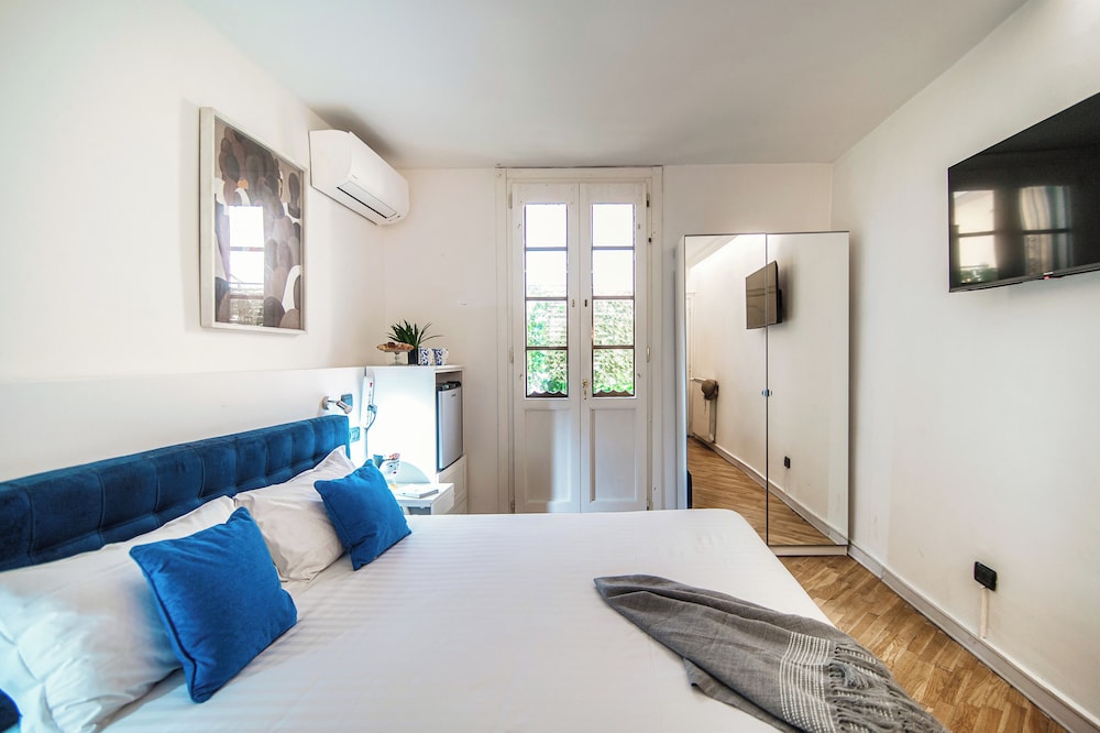 JOIVY Al Duomo guest house