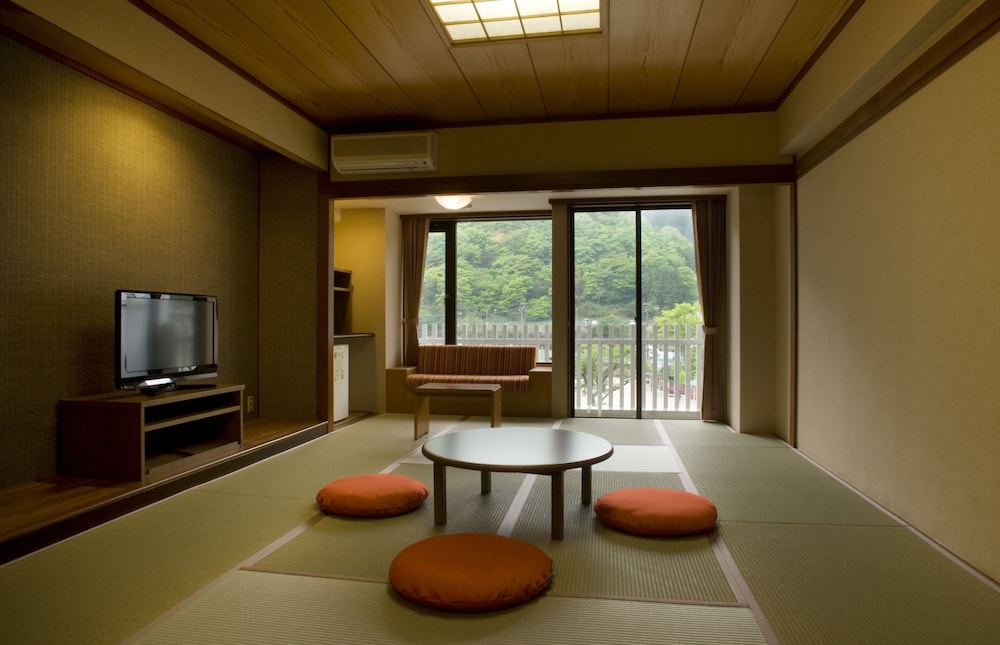 Kinugawa Onsen Hotel 9