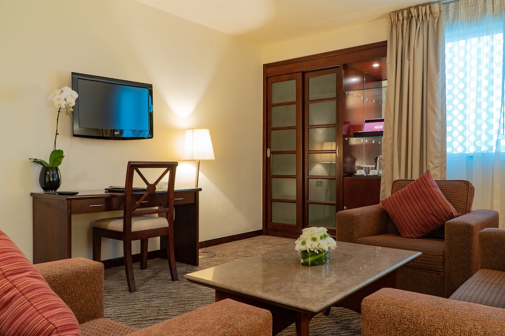Abu Dhabi Vacations - Al Ain Palace Hotel - Property Image 15