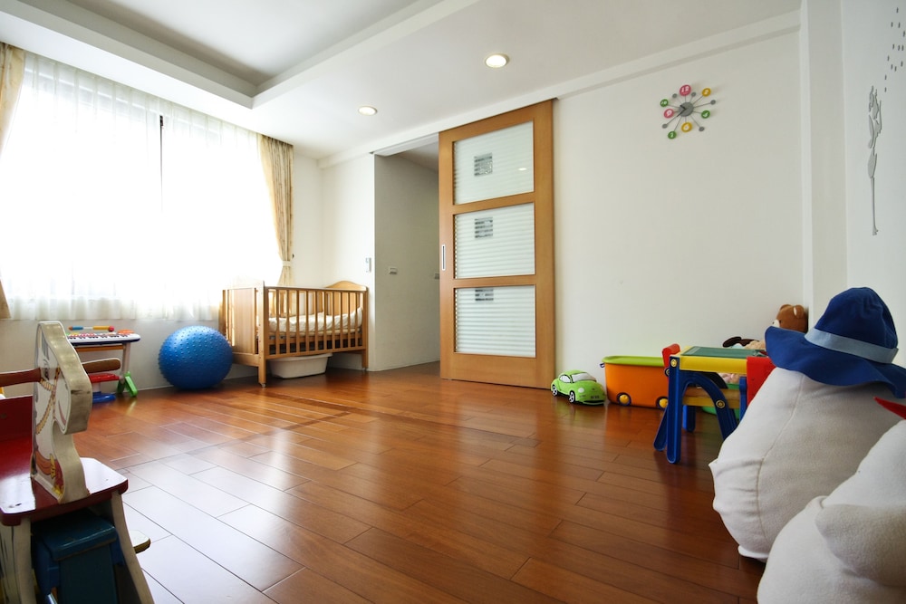 VV House