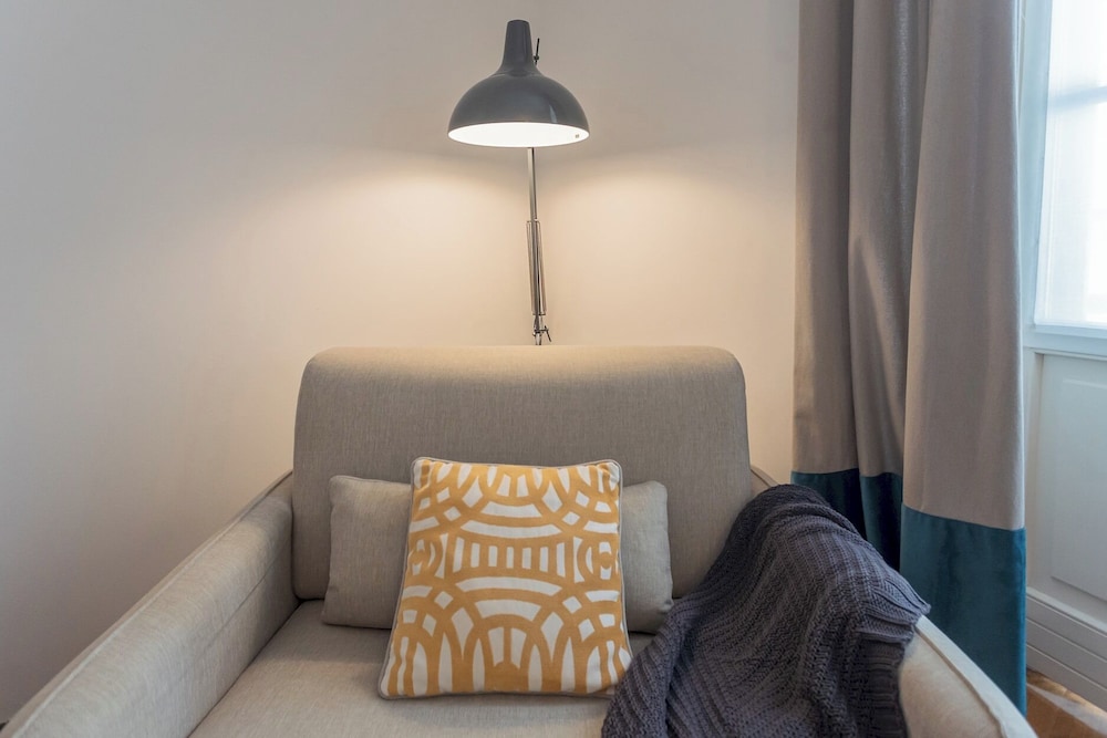 Lake Holiday Como by Rent all Como