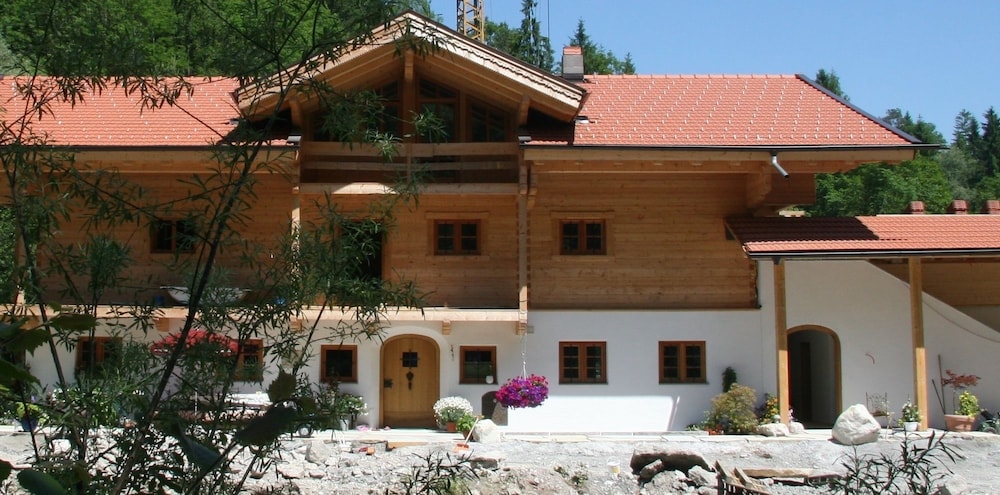 Haus Anni im Paradies