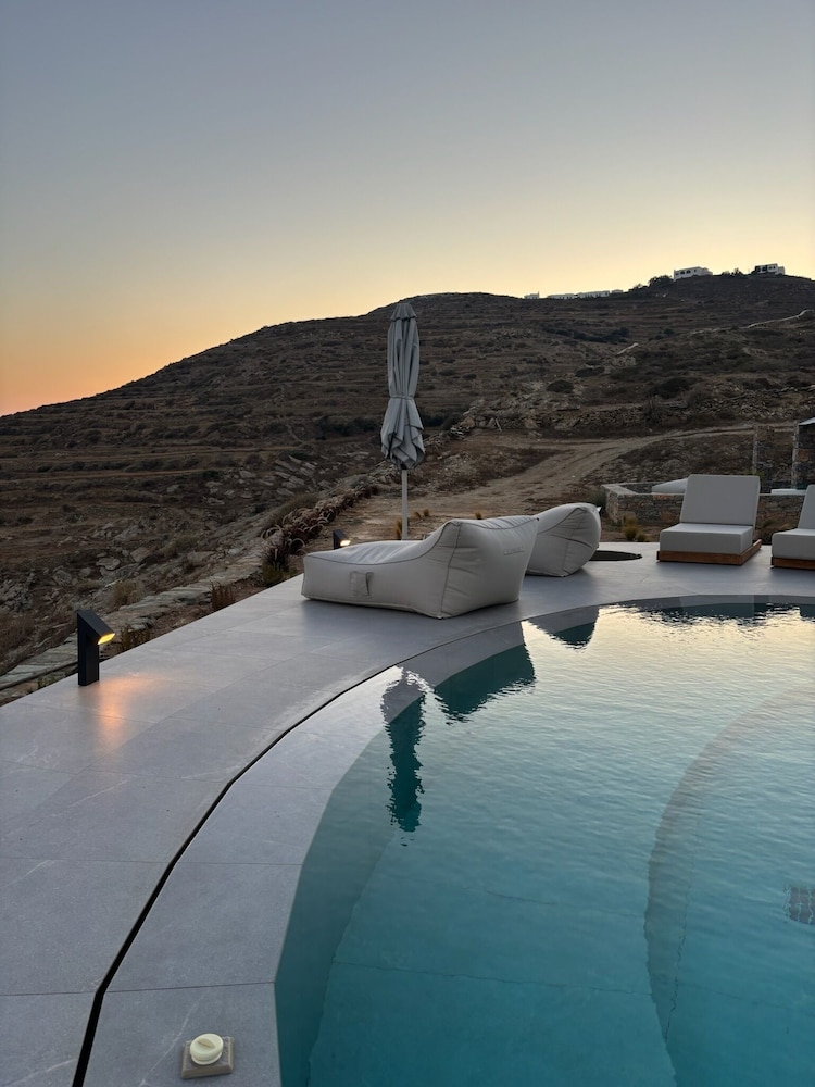 Pentanemi Folegandros