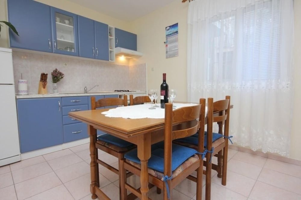 Zoki - Great Location Close to the sea - A2 Plavi view 4