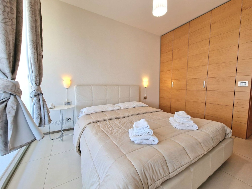 Suite La Giudecca sea View Sleeps 4 Wifi