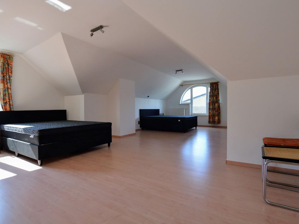 Spacious Villa in Zingem With Garden view 4