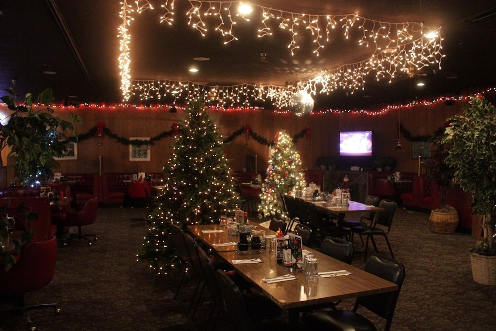 Windbreak Hotel