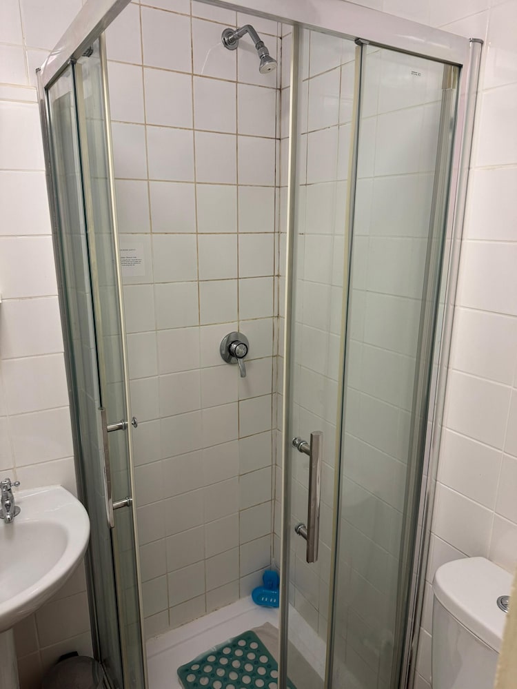 Woodfield Lodge Apartments