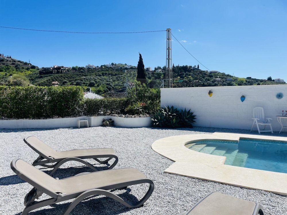 Cortijo Mira con Piscina Privada by At Home Costa